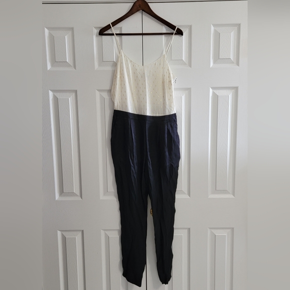 Loft Sleeveless Gold Shimmer Romper, Size 2 - Picture 4 of 11